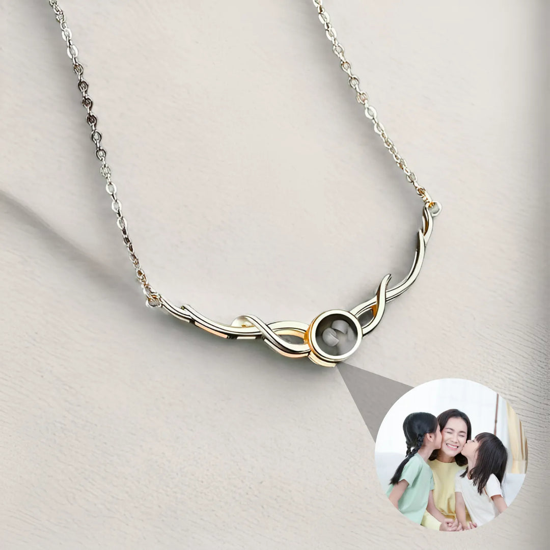 Cuswelry - Deer Glow Necklace