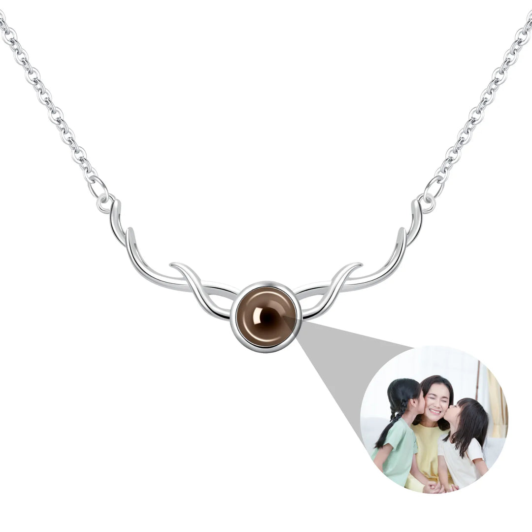 Cuswelry - Deer Glow Necklace