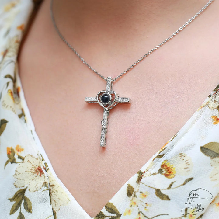 Cuswelry - Heart Cross Necklace